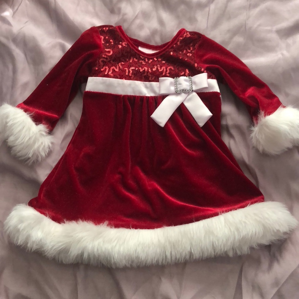 Toddler’s Christmas dress
